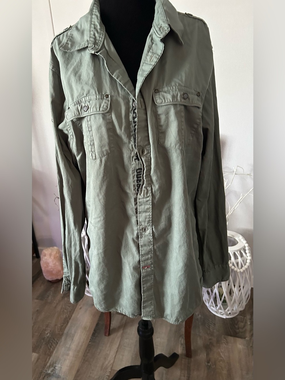 Guess Men's Olive Green Casual Button Down Shirt